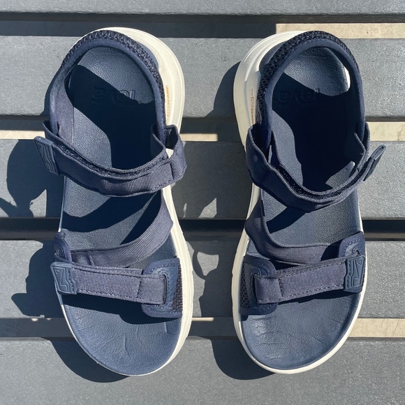 Teva Zymic Travel Sandal  Womens size 7 Mood Indigo - Picture 1 of 5